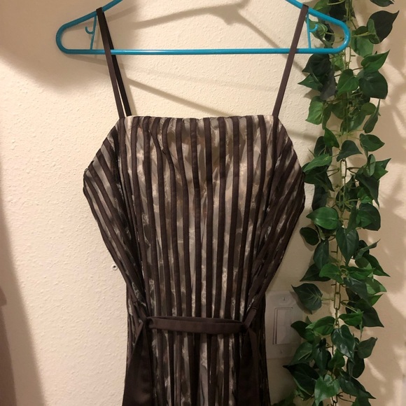 Striped brown cheetah print tulle A-line strapless knee length formal dress - Picture 2 of 7